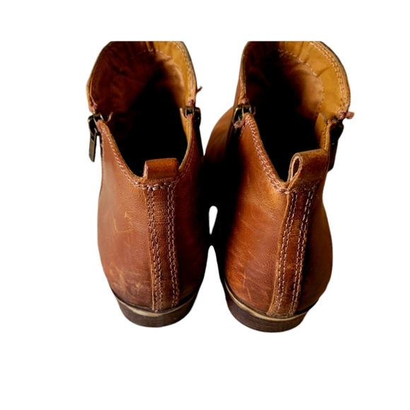 Lucky Brand Conyac Brown Distressed Leather Booties Ankle Boots Size 8.5 Boho - Picture 8 of 11